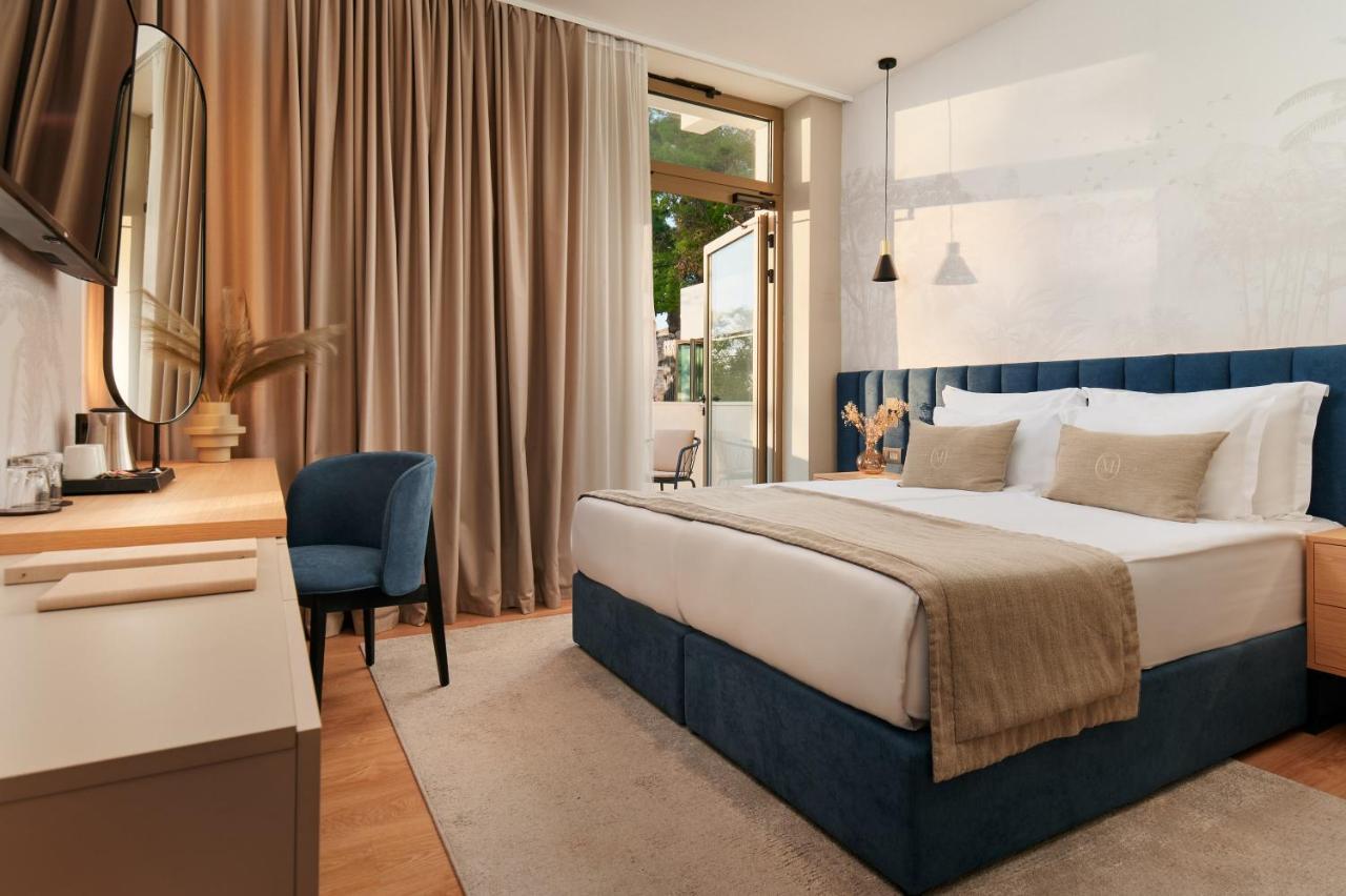 Hotel Moeesy, Blue & Green Oasis Hvar Town Ruang foto