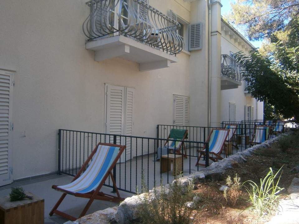 Hotel Moeesy, Blue & Green Oasis Hvar Town Bagian luar foto